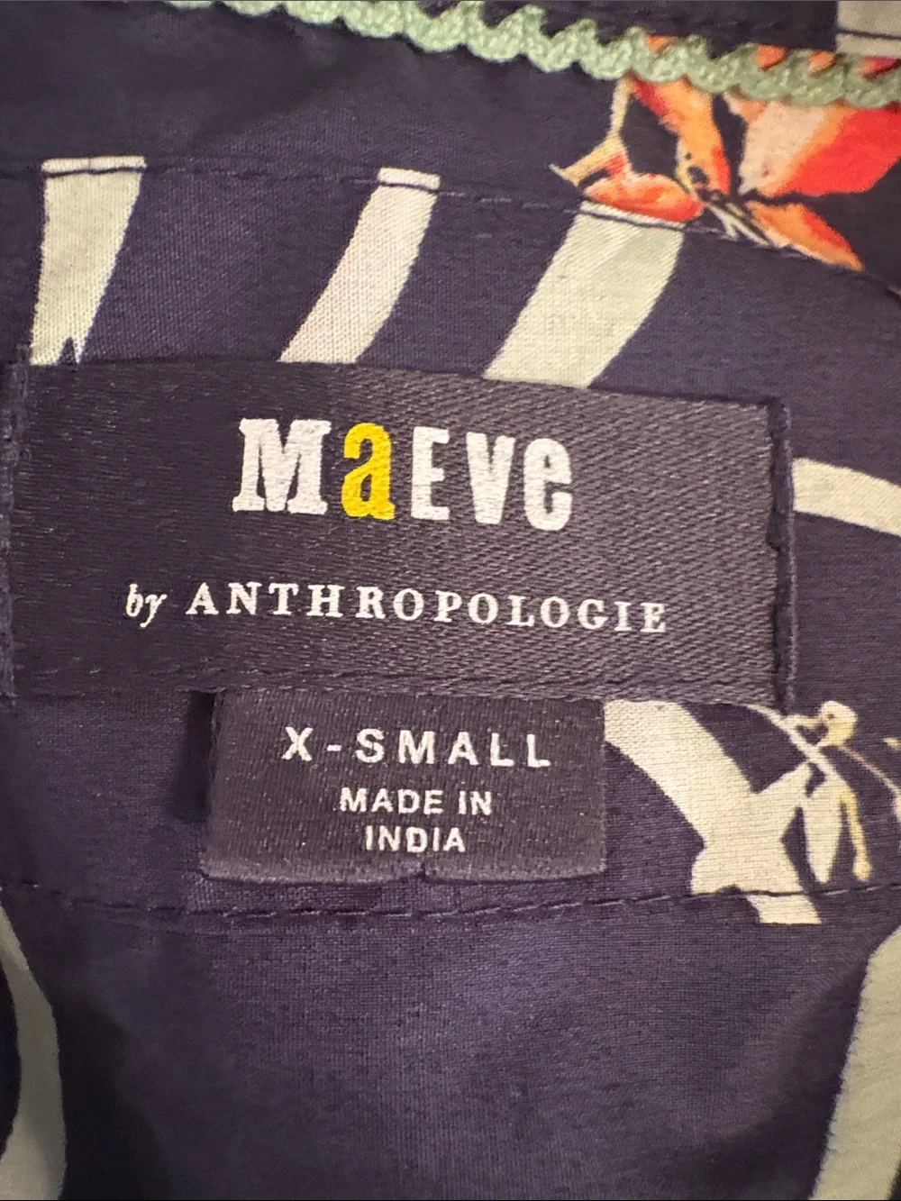 Maeve by Anthropologie XS Navy Floral Button-Front Puff Sleeve Blouse